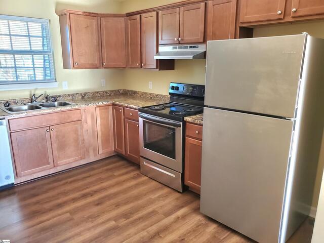 Photo of 713 E Curtis