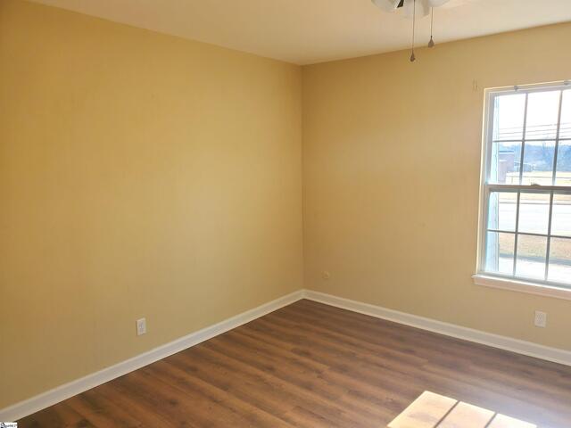 Photo of 713 E Curtis
