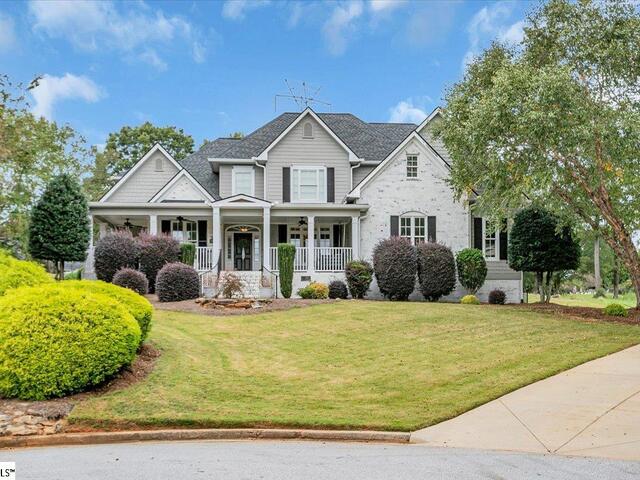 Photo of 409 Arthurs Court