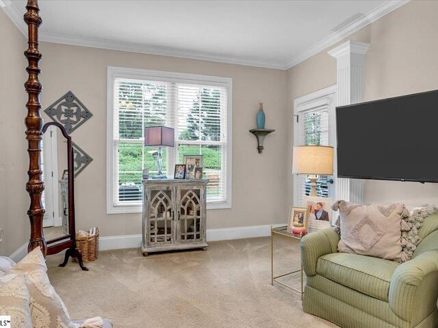 Photo of 409 Arthurs Court