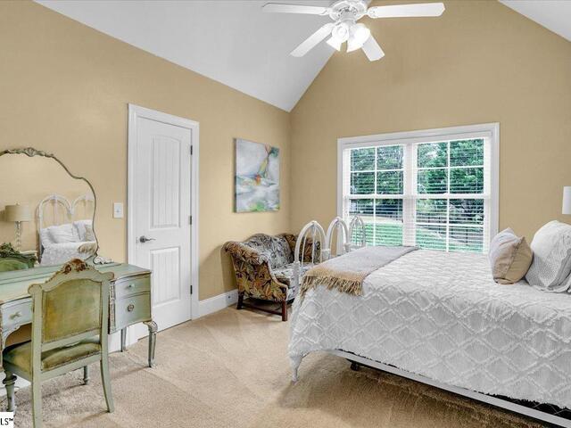Photo of 409 Arthurs Court