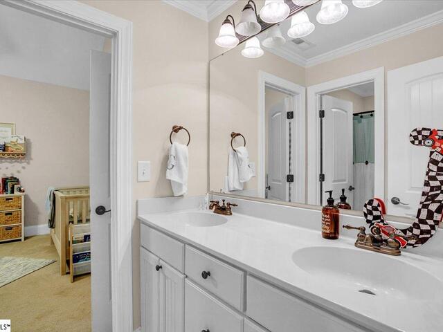 Photo of 409 Arthurs Court