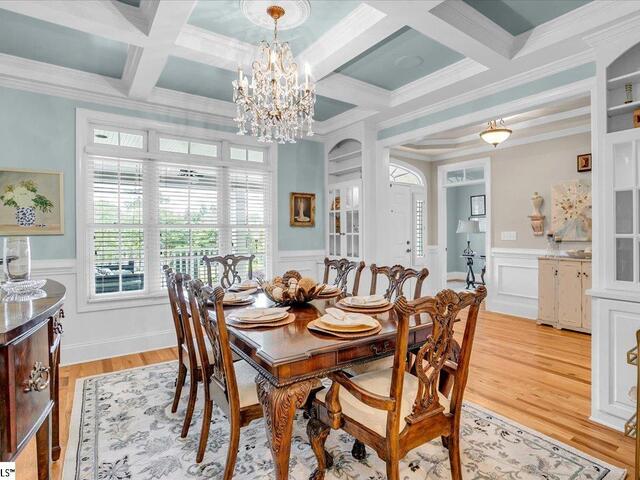 Photo of 409 Arthurs Court