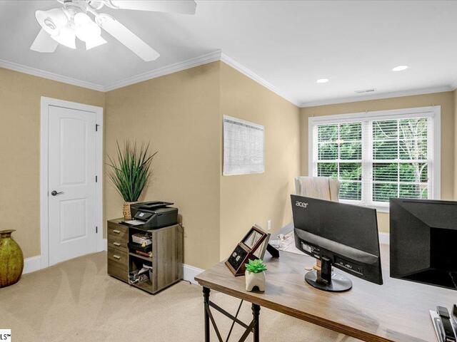 Photo of 409 Arthurs Court