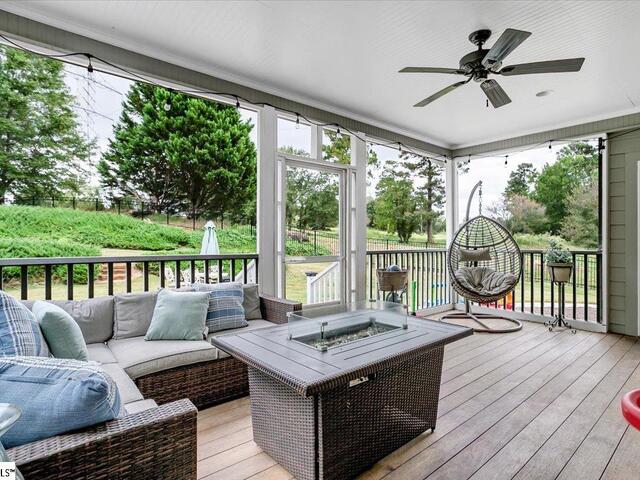 Photo of 409 Arthurs Court