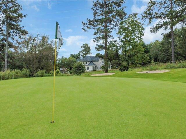 Photo of 409 Arthurs Court
