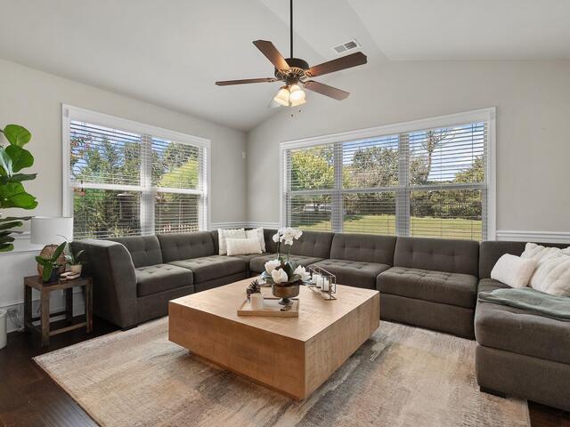 Photo of 2 Sunray Lane