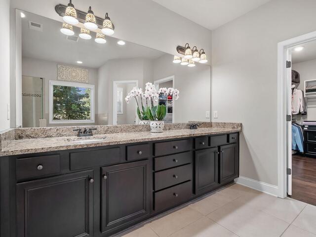 Photo of 2 Sunray Lane