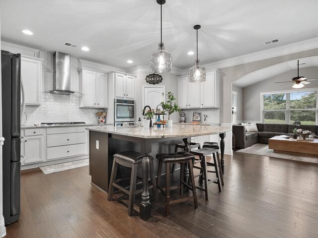 Photo of 2 Sunray Lane