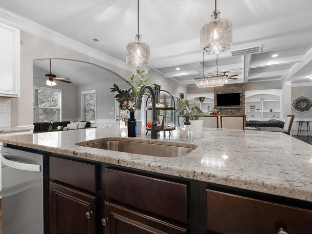 Photo of 2 Sunray Lane