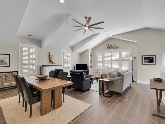 Photo of 106 W Park Avenue