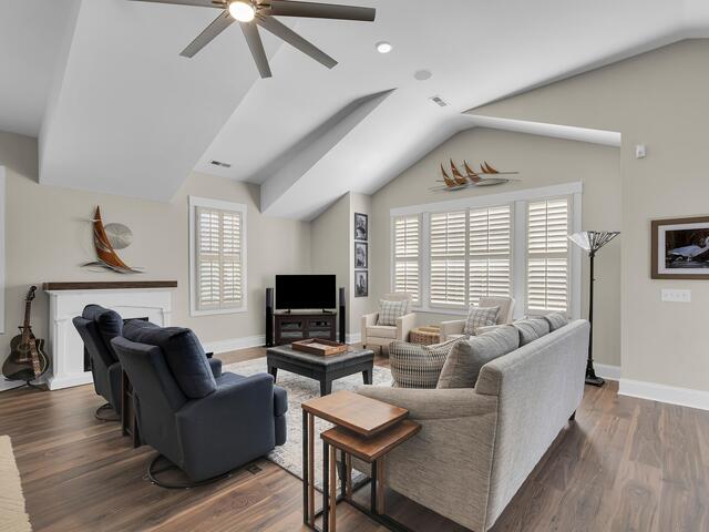 Photo of 106 W Park Avenue