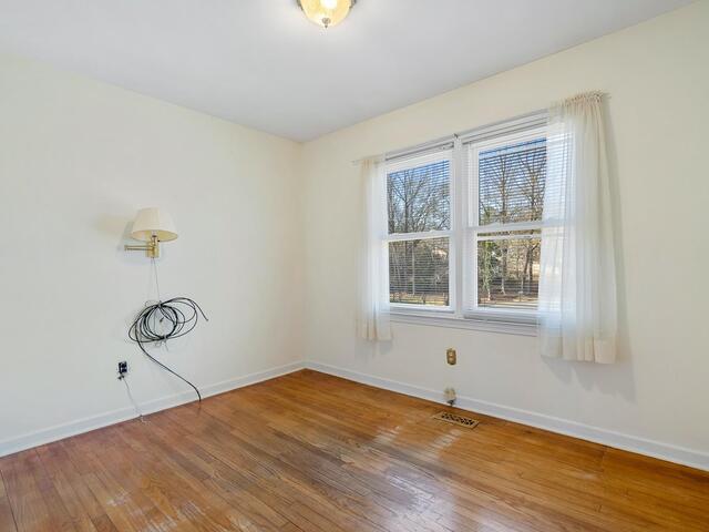 Photo of 218 Richmond Drive