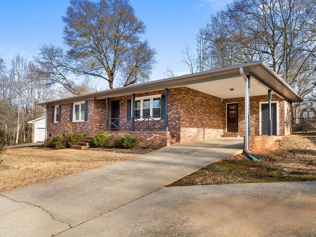 Photo of 218 Richmond Drive