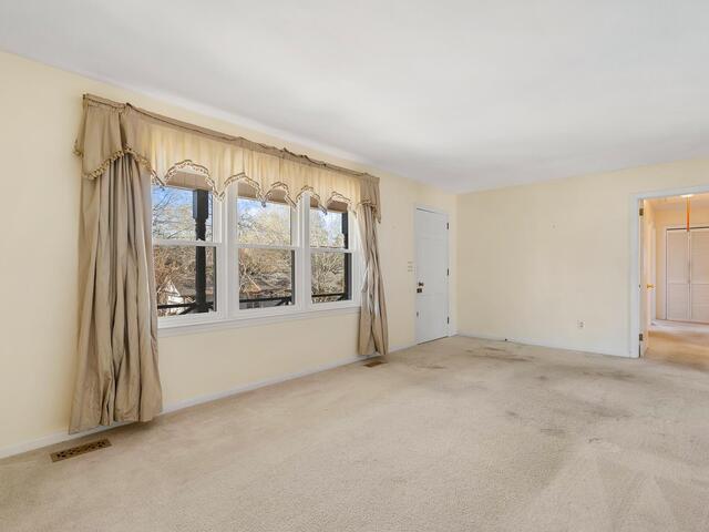 Photo of 218 Richmond Drive