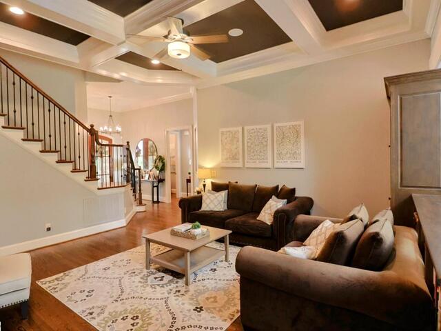 Photo of 108 Ledgestone Way