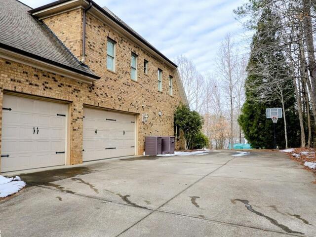 Photo of 108 Ledgestone Way