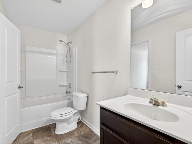 Photo of 627 Willow Bank Landing
