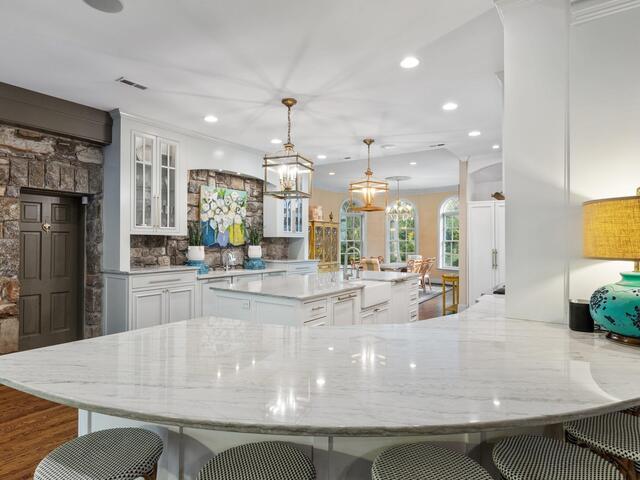 Photo of 48 Ridgeland Drive