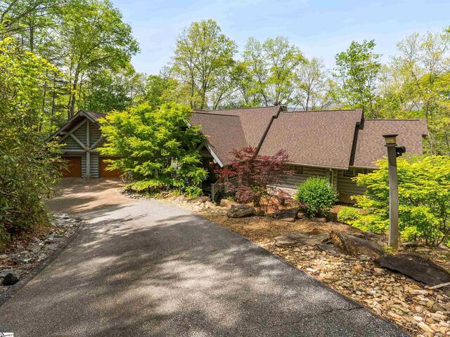 Photo of 4004 Lake Adger Parkway