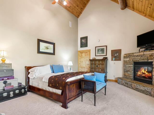 Photo of 4004 Lake Adger Parkway