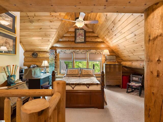 Photo of 4004 Lake Adger Parkway