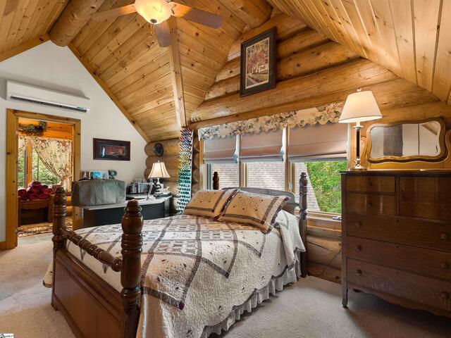 Photo of 4004 Lake Adger Parkway