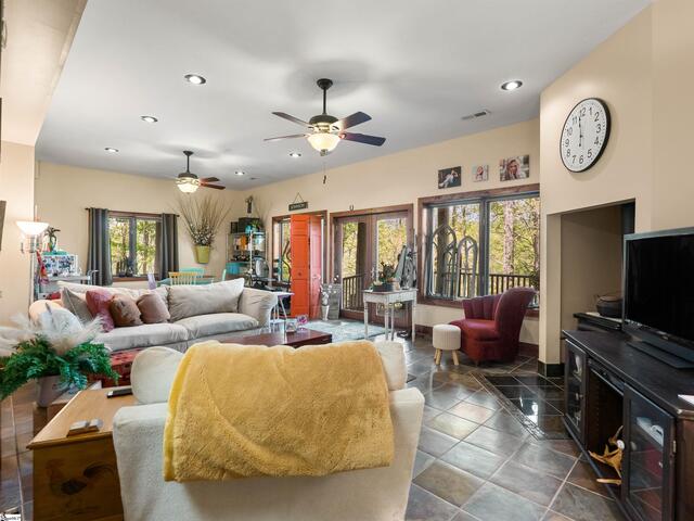 Photo of 4004 Lake Adger Parkway