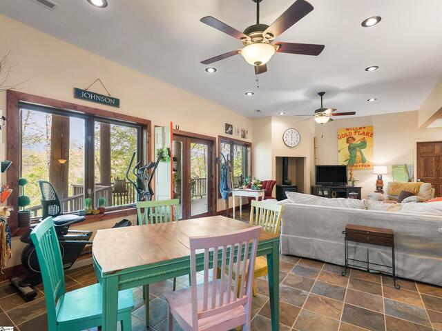 Photo of 4004 Lake Adger Parkway