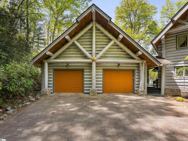 Photo of 4004 Lake Adger Parkway
