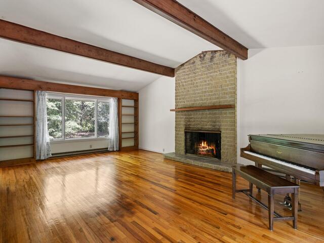 Photo of 1100 Little Texas Road