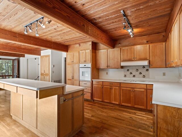 Photo of 1100 Little Texas Road