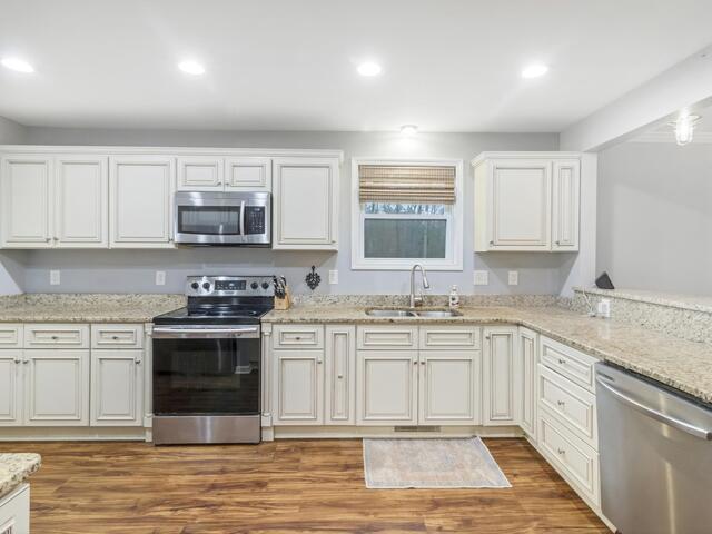 Photo of 2438 Durbin Road