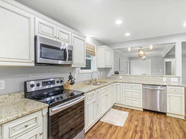 Photo of 2438 Durbin Road