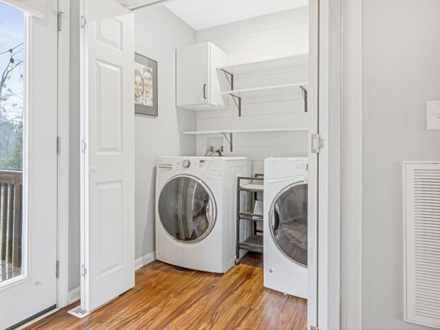 Photo of 2438 Durbin Road