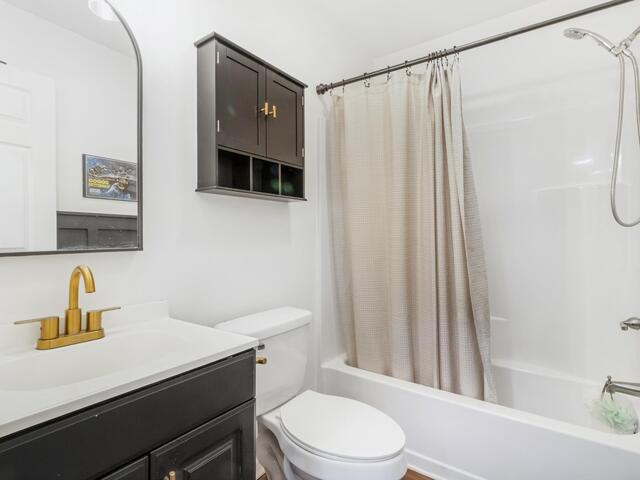 Photo of 2438 Durbin Road