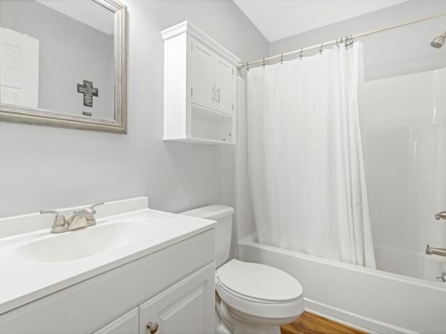 Photo of 2438 Durbin Road