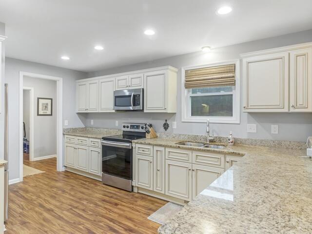 Photo of 2438 Durbin Road