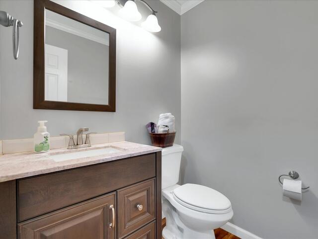 Photo of 1002 Greenwood Court