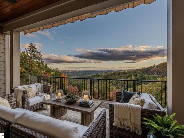 Photo of 94 Eagle Rock Road