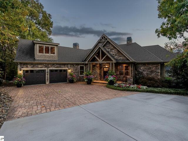 Photo of 94 Eagle Rock Road