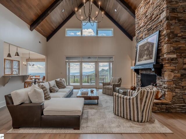 Photo of 94 Eagle Rock Road