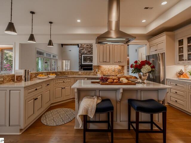 Photo of 94 Eagle Rock Road