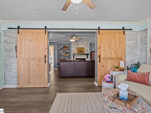 Photo of 105 Hillpine Drive