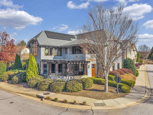 Photo of 1 Village Mews Road