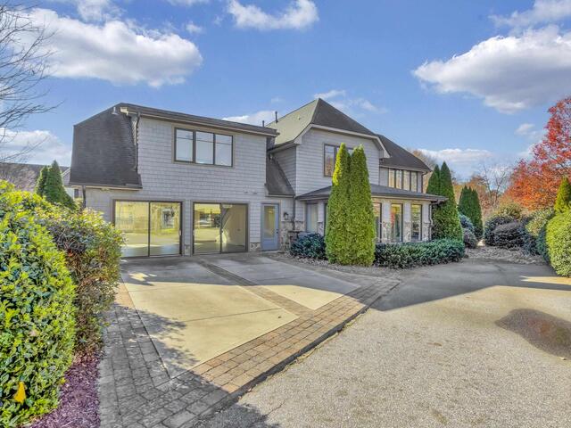 Photo of 1 Village Mews Road