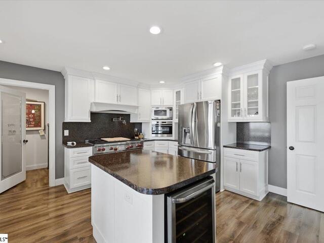 Photo of 227 Forest Cove Road