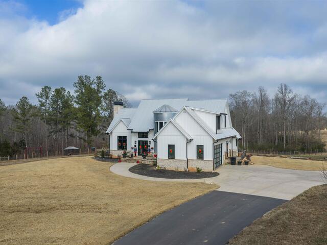 Photo of 1425 S Harper Street