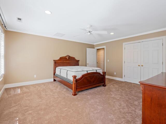 Photo of 25 Club Forest Lane