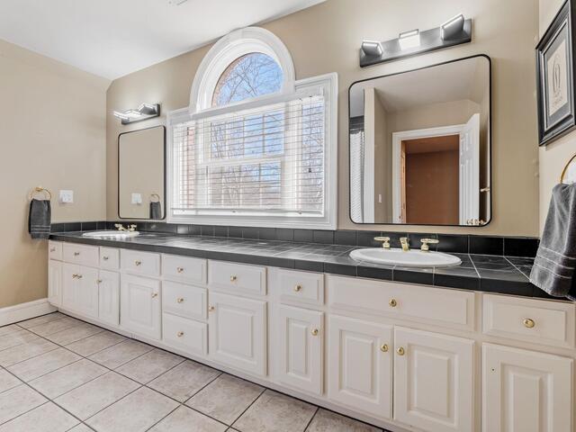 Photo of 25 Club Forest Lane